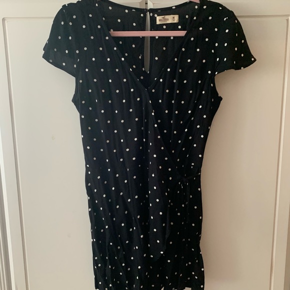 Hollister Wrap-Around Romper - Picture 2 of 9